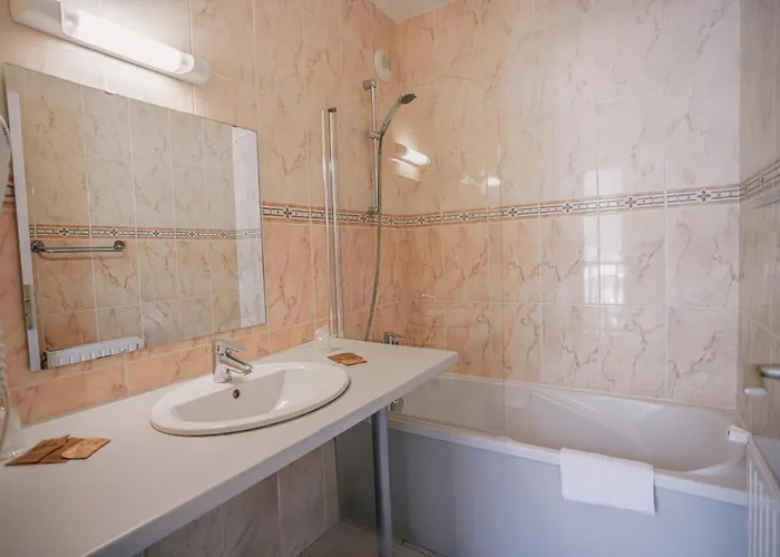 ホテル オテル ル モンタギュー